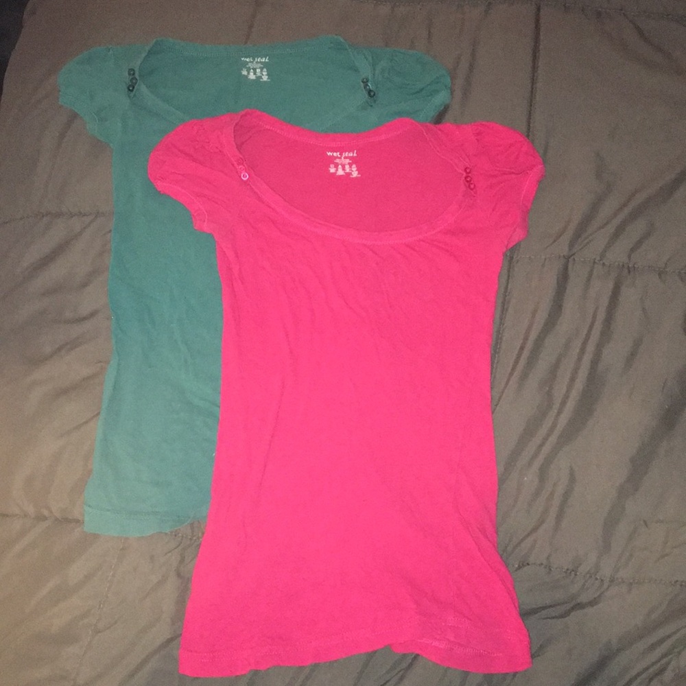 Wet seal short sleeved shirts